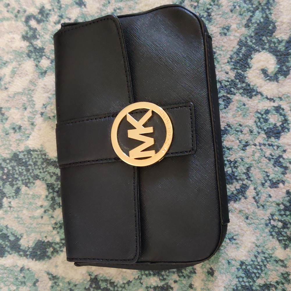 Micheal kor's sling